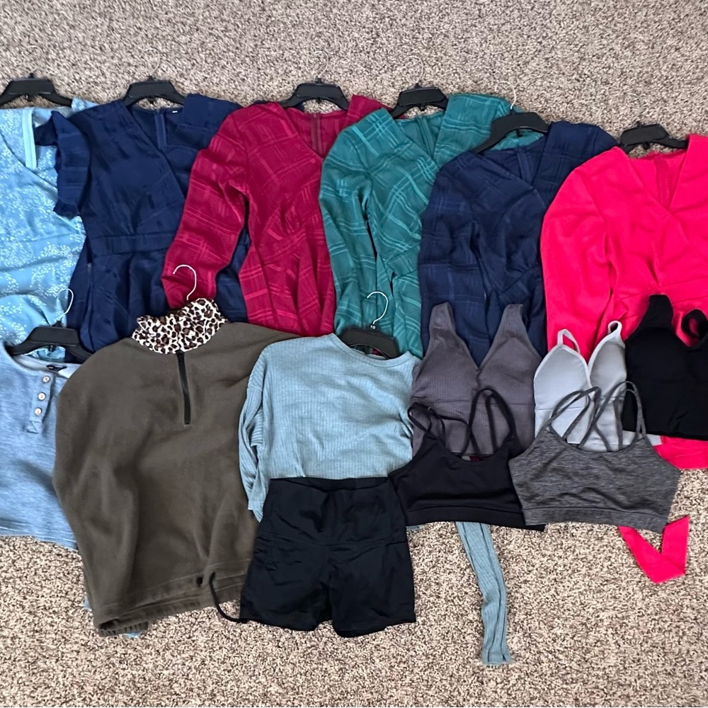 Women’s clothing bundle